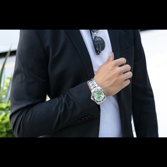 Oceaneva Deep Marine Explorer II Dive Watch Auto - Picture 7 of 9